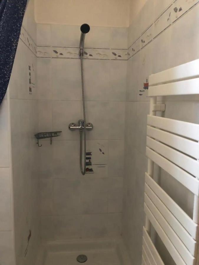 Agreable Chambre D'Hotes Avec Piscine Bed & Breakfast Le Beausset Luaran gambar